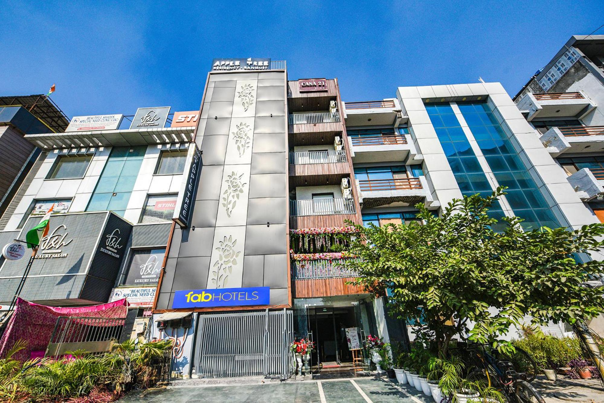Fabhotel Prime Apple Tree Residency New Delhi Exterior photo